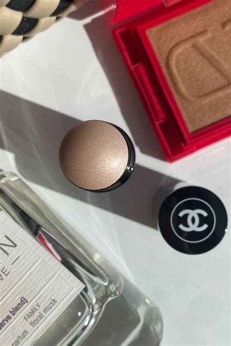 how to apply chanel universal bronzer|chanel universal bronzer boots.